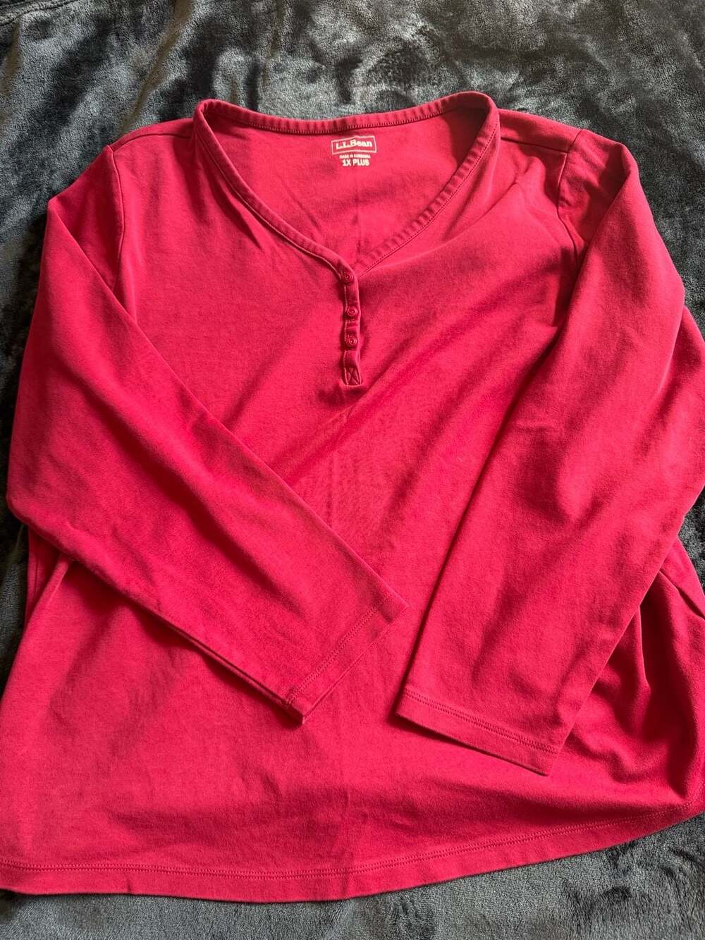 L.L. Bean Women's 1X Plus Red Long Sleeve Button V-Neck Henley Shirt